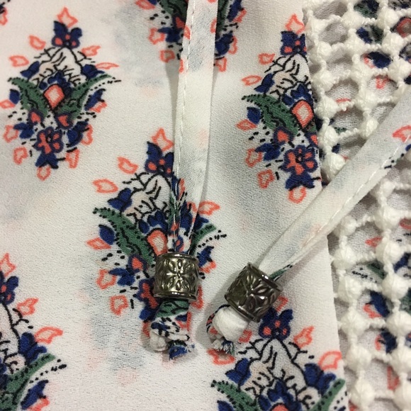 Multi Colored Patterned Spring Tunic Top - Picture 2 of 4